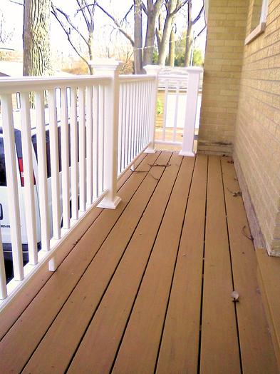 Azek - Cobre color vinyl decking. Deck contractor in Clarendon Hills, Illinois. A-Affordable Decks